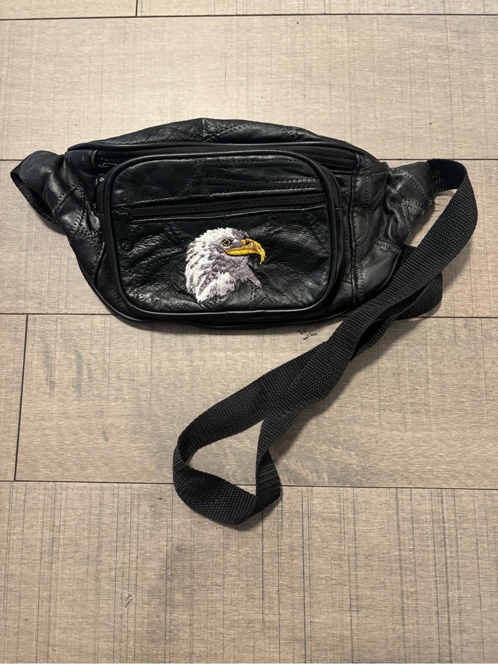 🦋Vintage🦋Black Leather Waist Pack with Embroidered Eagle-4 Zippers
